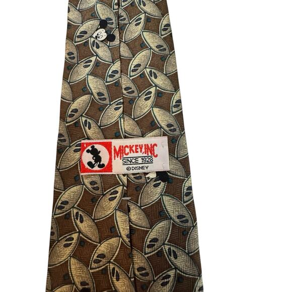 Disney Mickey Inc Hidden Mickey Mouse Cartoon Novelty Necktie 100% Silk - Picture 4 of 7